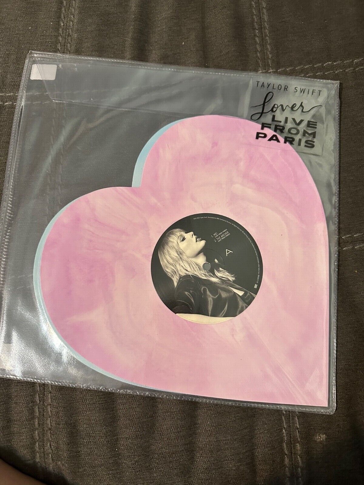 Lover (Live in Paris) 💕Taylor Swift 💖Heart Shaped Vinyl 💖 2 LP 💖NEW IN  STOCK