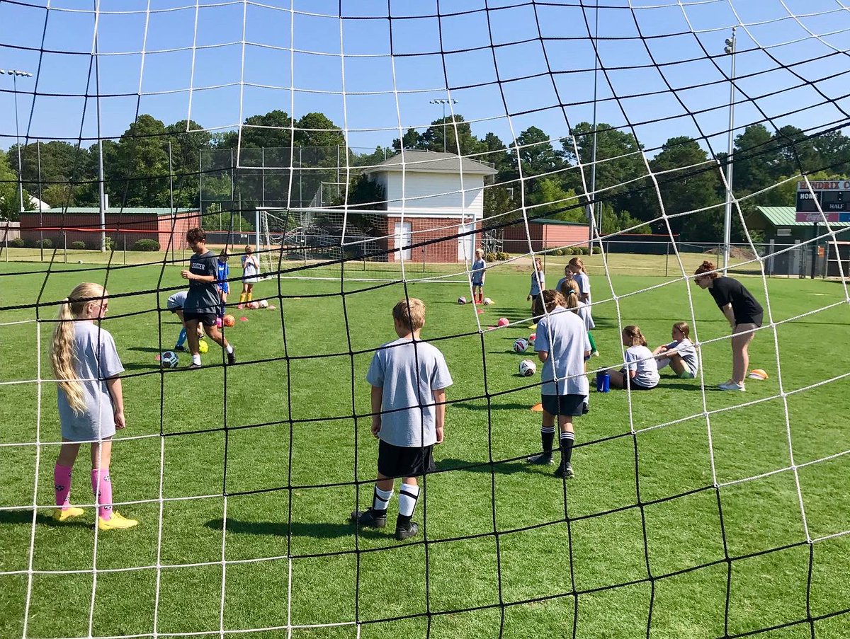 We 🧡 summer camp!!