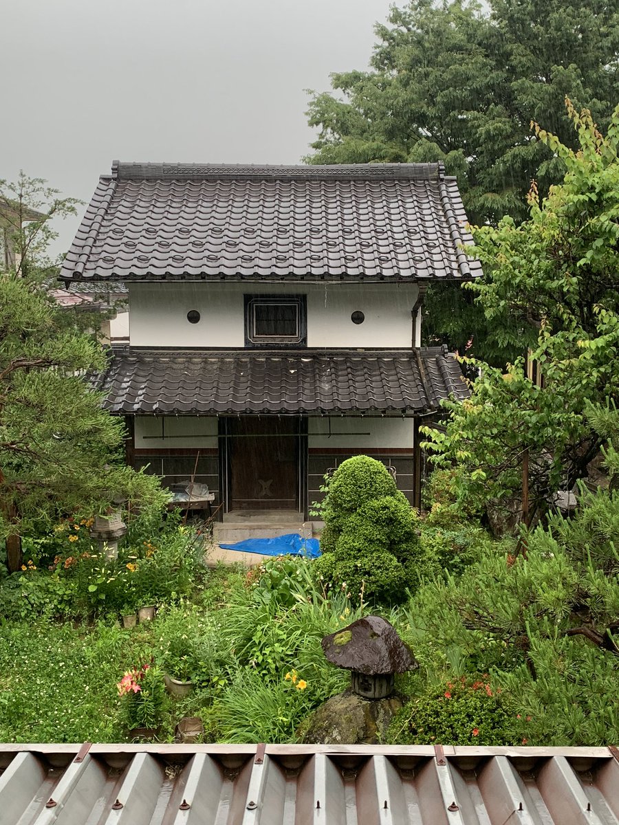 めっちゃ、雨☔️☔️☔️