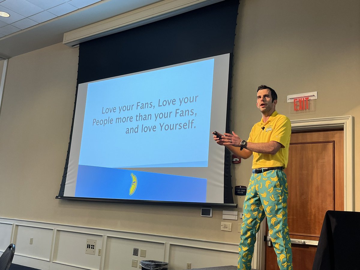 Listening to @jorton622 from @TheSavBananas talk about the importance of creating a memorable experience, putting ‘fans first’, and leading with love @OAESA #StayGold23 Professional Conference #MomentsMatter #FansFirst