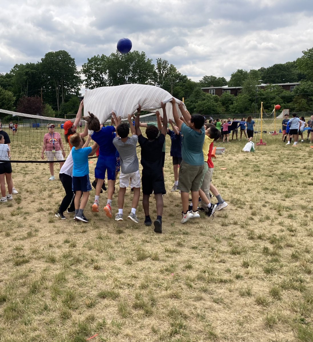 The Huskies had a great Field Day today! Thank you PE teachers and all staff that supported this event. Thanks to the RFIS PTO for the refreshing ice pops! #rfispride