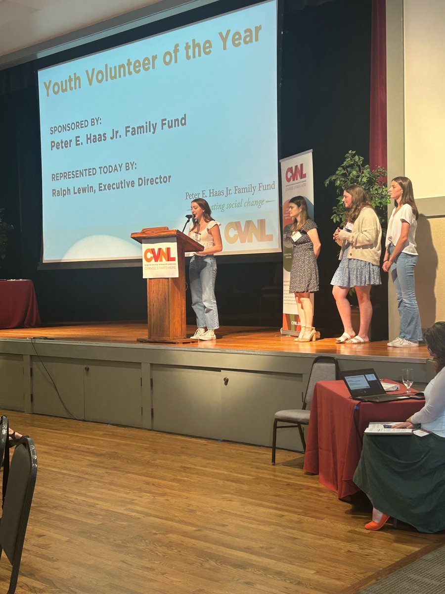 Capacity4Change's tweet photo. Youth  Volunteer of the Year. (5 volunteers!)
#heartofsonoma #cvnl https://t.co/ZqdA31PP1X