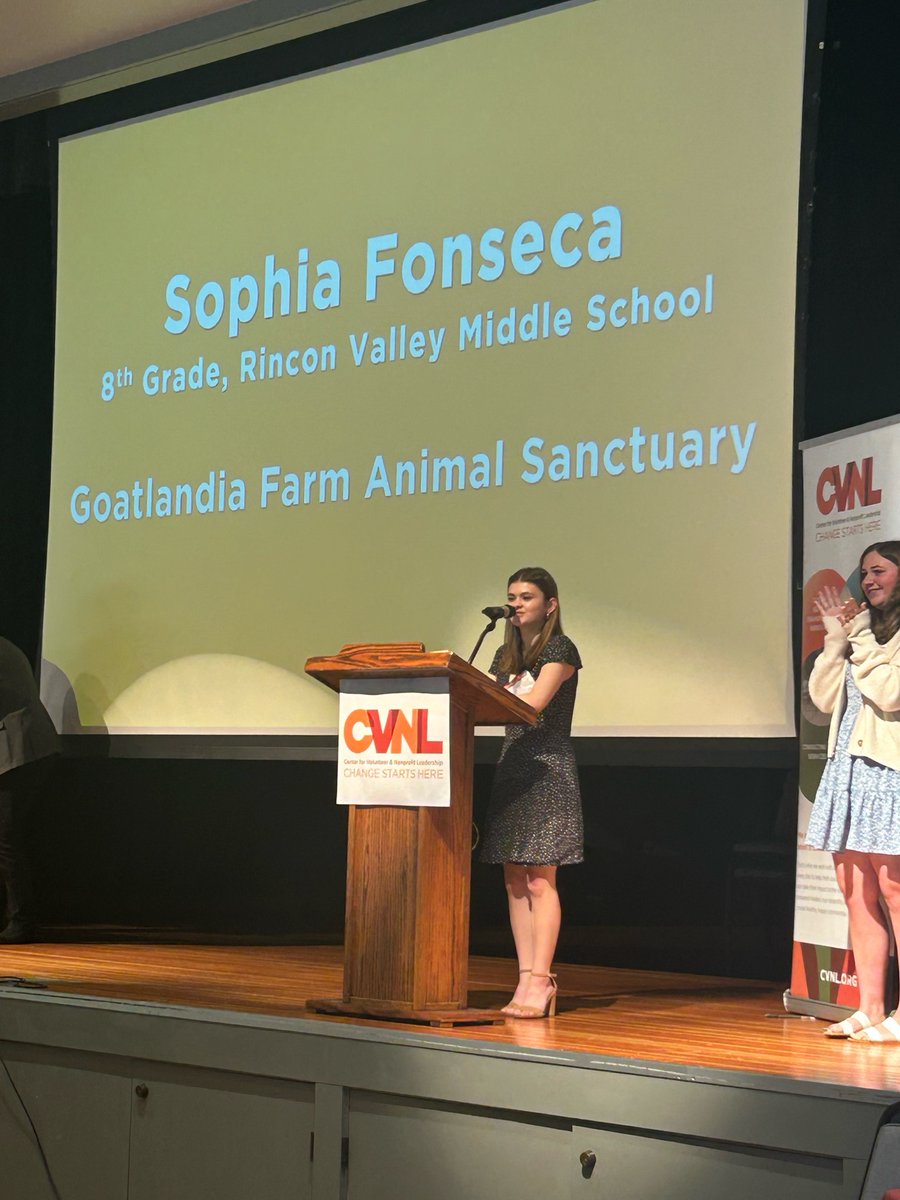 Capacity4Change's tweet photo. Youth  Volunteer of the Year. (5 volunteers!)
#heartofsonoma #cvnl https://t.co/ZqdA31PP1X