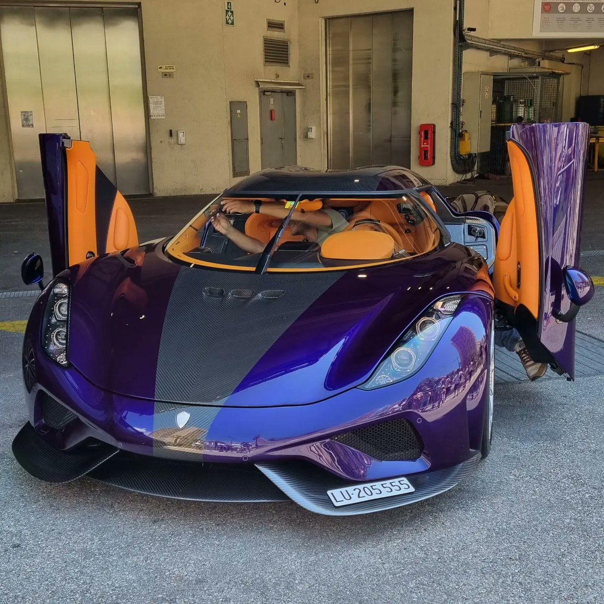 Koenigsegg Regera at this years Top Marques in Monaco 😲
#koenigsegg #regera #supercar #hypercar #exoticcar #monaco