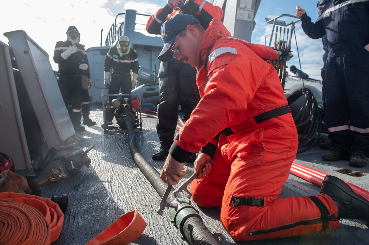 USCGLANTAREA's tweet photo. Training with our partners 🛟 #Argus23
USCGC Sycamore (WLB 209) crewmembers conduct a damage control exercise with @MarineNationale Fulmar (P740) during Exercise Argus, near Nuuk, Greenland, June 14, 2023. #HighNorth #SearchandRescue #Response #JACO https://t.co/L2GJ04kmN3