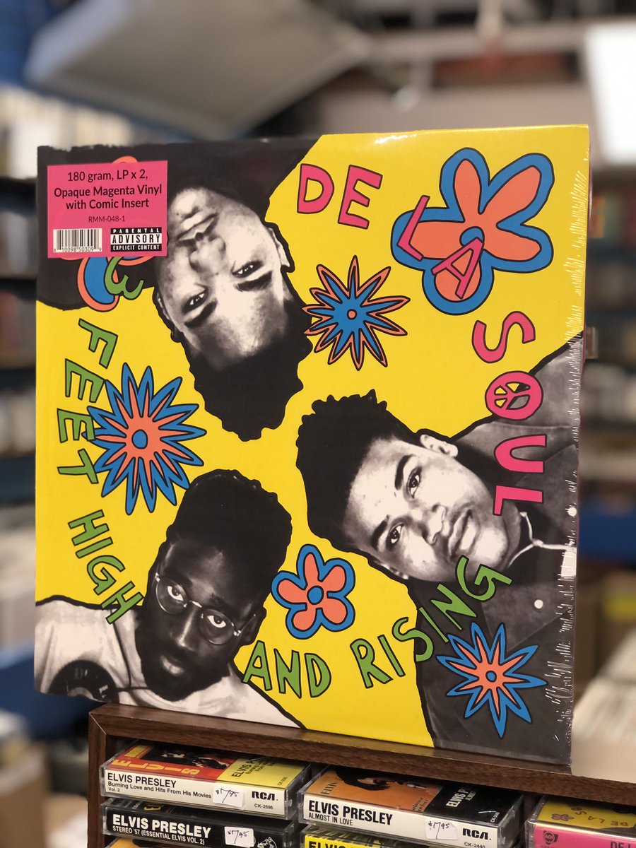 Lots of #delasoul #vinyl back in stock including #3feethighandrising on colour and black vinyl.
🎙️
#rap #hiphop #oldschool #torontorecordstores #lp #recordshopping #records #neuroticarecords @wearedelasoul