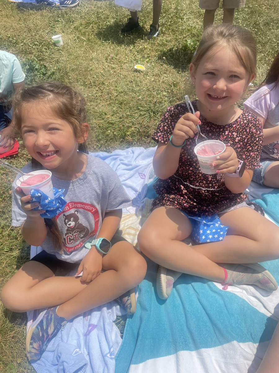 Ms. Cummings tweet media