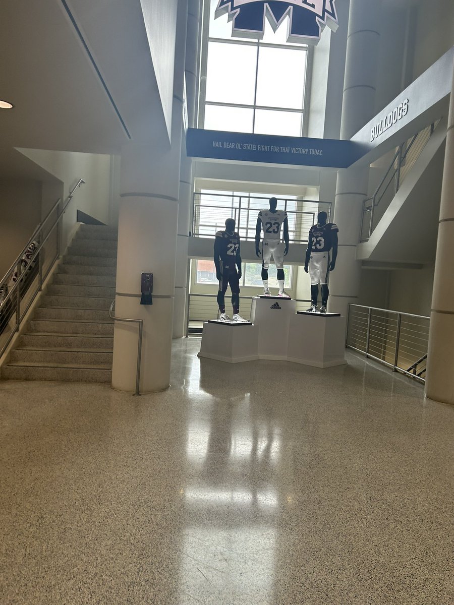 Had a great day at <a href="/HailStateFB/">Mississippi State Football</a>, the people there put on an amazing camp. Learned new techniques to take home with me as well. <a href="/MacCorleone74/">Rion (Ree-un) Young</a> <a href="/PByrdlm/">Pat Byrd</a> <a href="/BraxtonHayles/">Braxton Hayles</a> <a href="/CoachWillFriend/">Will Friend</a> <a href="/RGibsonMSU/">Rod Gibson</a>