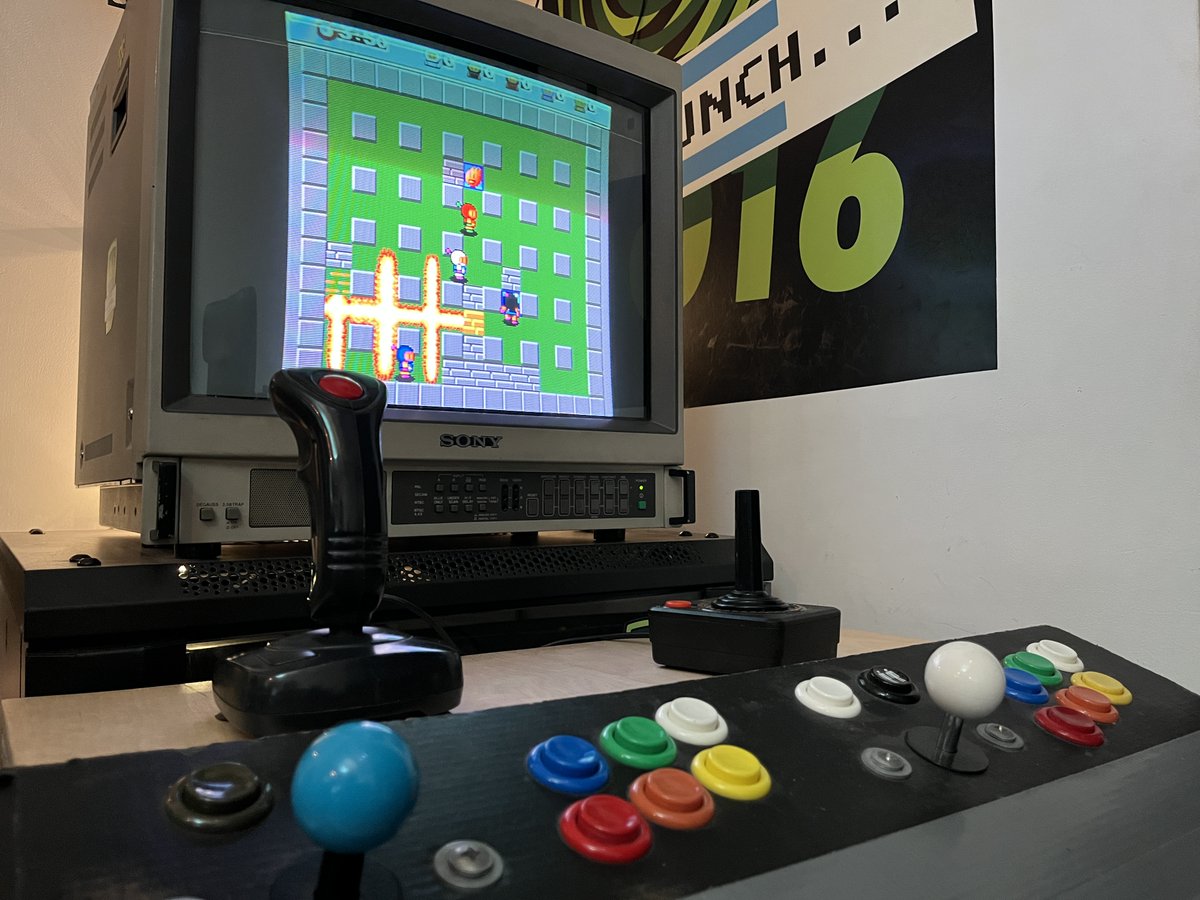 LOTUS TURBO ESPRIT II or DYNABLASTER?
#4player #Amiga #Games