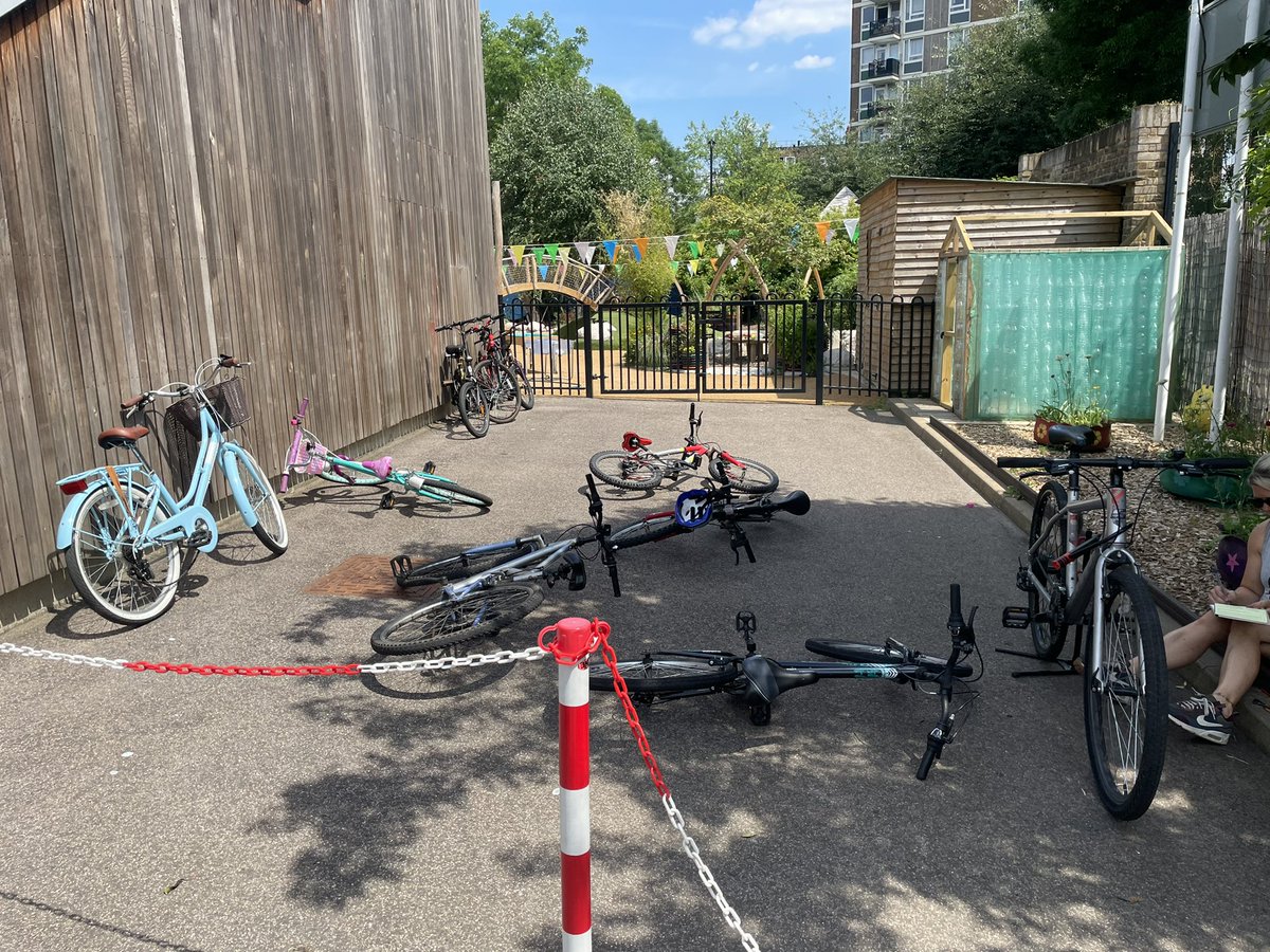 Thomas Fairchild Community School tweet media