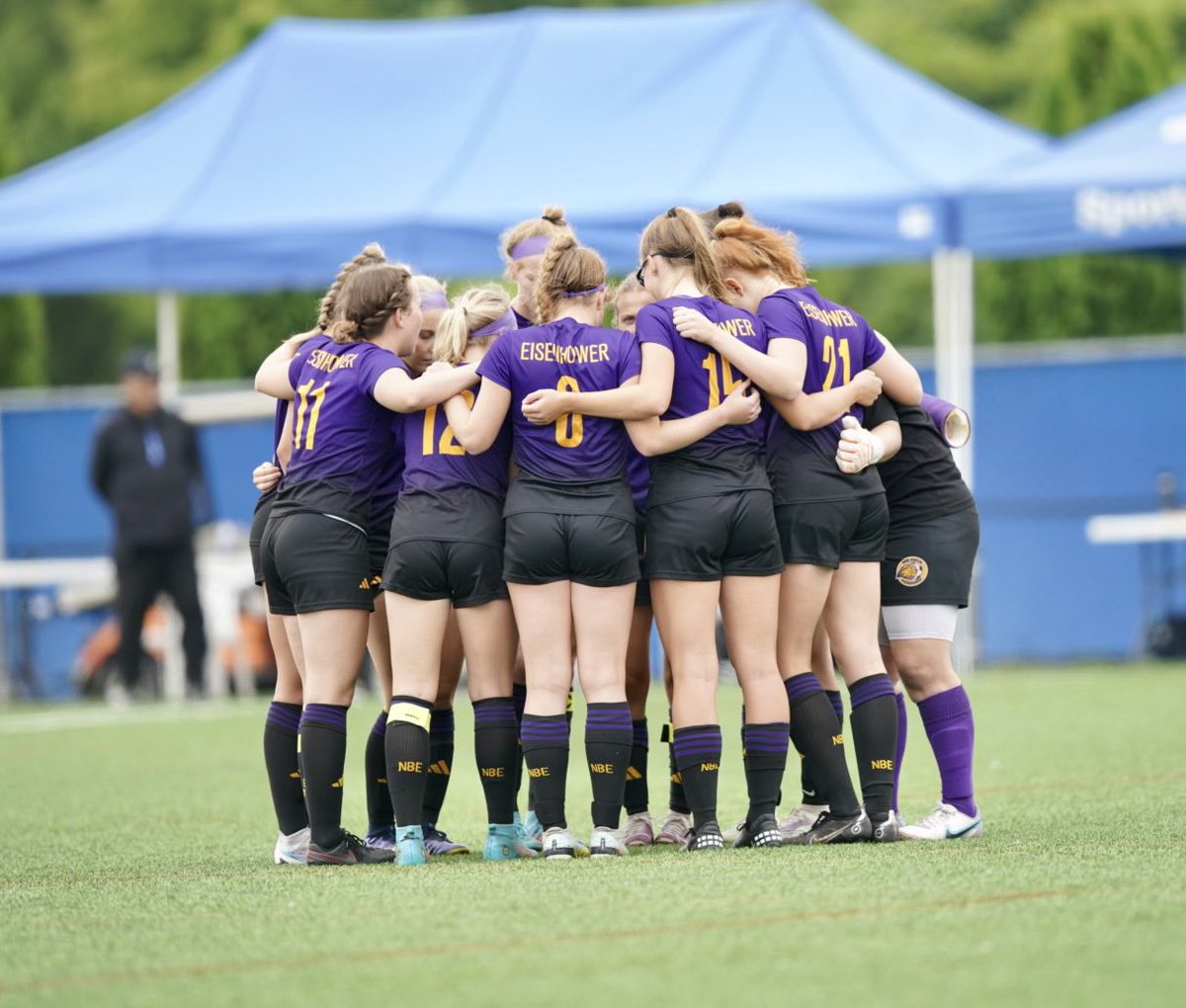 Congrats on a great season Ike!!!
Thank you to our amazing seniors for bringing the program to new heights!!!
#letsgoike