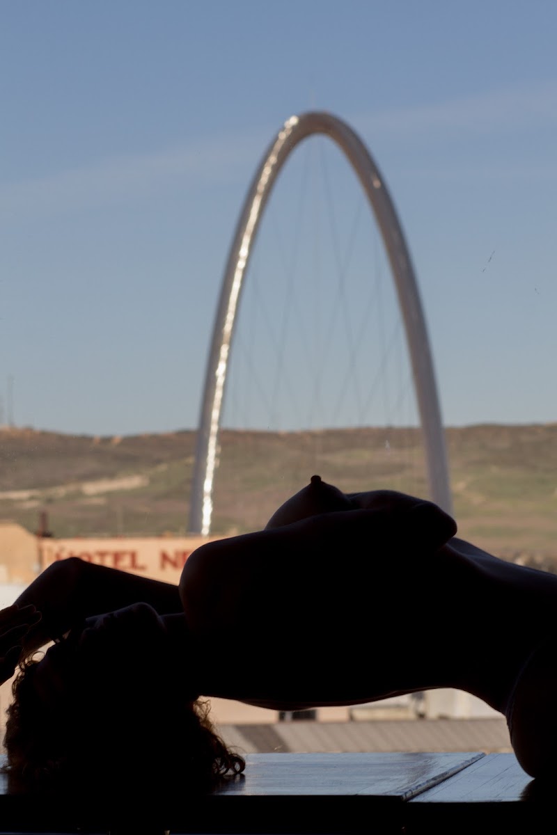 Matingas's tweet image. Quiero que los traileros de la Baja y #Tijuana tengan esta foto impresa en sus talleres mécanicos y adentro de sus trocas.