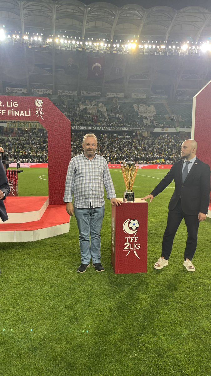 İnanmak, başarmanın yarısıdır.

Her maça, #OSeneBuSene diyerek düştük yollara , ‘Play-Off Şampiyonu’ olacağız dedik ve biz #şampiyon olduk 

Şehrimize armağan olsun.🟢🟡