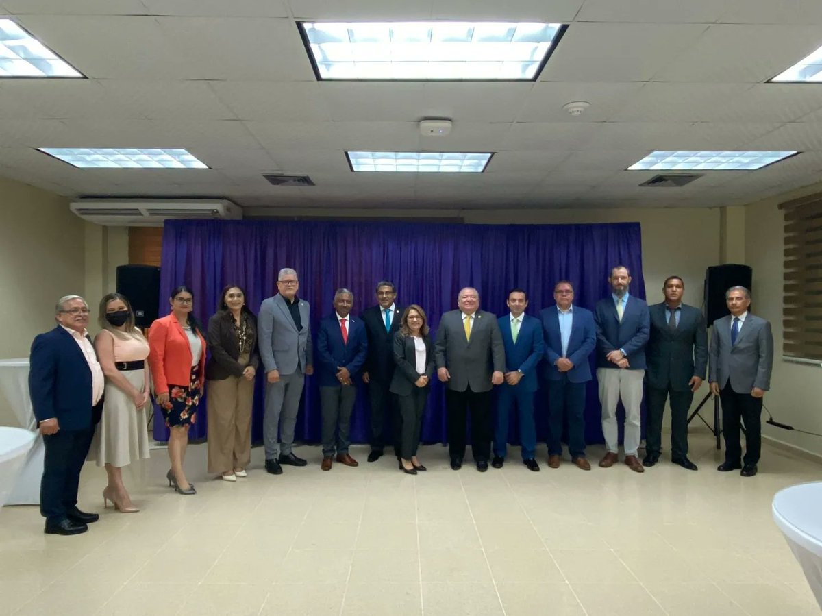 utppanama's tweet photo. Se dio el lanzamiento del proyecto "CubeSat Panamá", la UTP, en conjunto con la @senacyt, han unido fuerza con el @iila_org y Uni. de @SapienzaRoma, colaboran para la realización del Ier satélite panameño. 🇵🇦🤝🇮🇹
Este 🛰 se espera que esté en órbita en 2025.
#utppanama https://t.co/D0KAbxVuBA