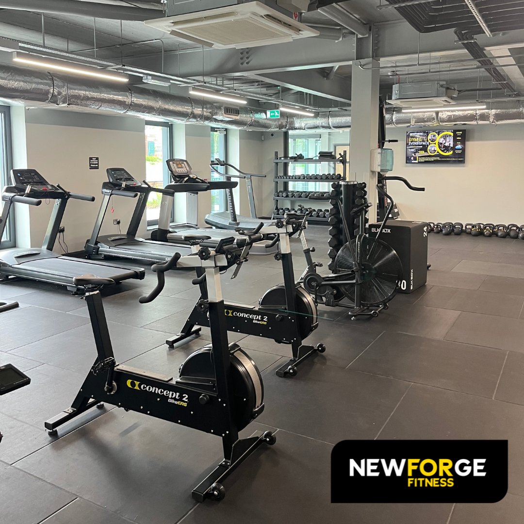 Newforge_'s tweet photo. @BelfastHourNI Our brand new state-of-the-art gym and one of our multi-purpose rooms used for yoga!😍@blkboxfitness did an amazing job bringing our vision to life! At Newforge, we take pride in being a shared space that embraces individuals from all backgrounds #BelfastHour #FeelHypnosis https://t.co/FnBcWT3qXS