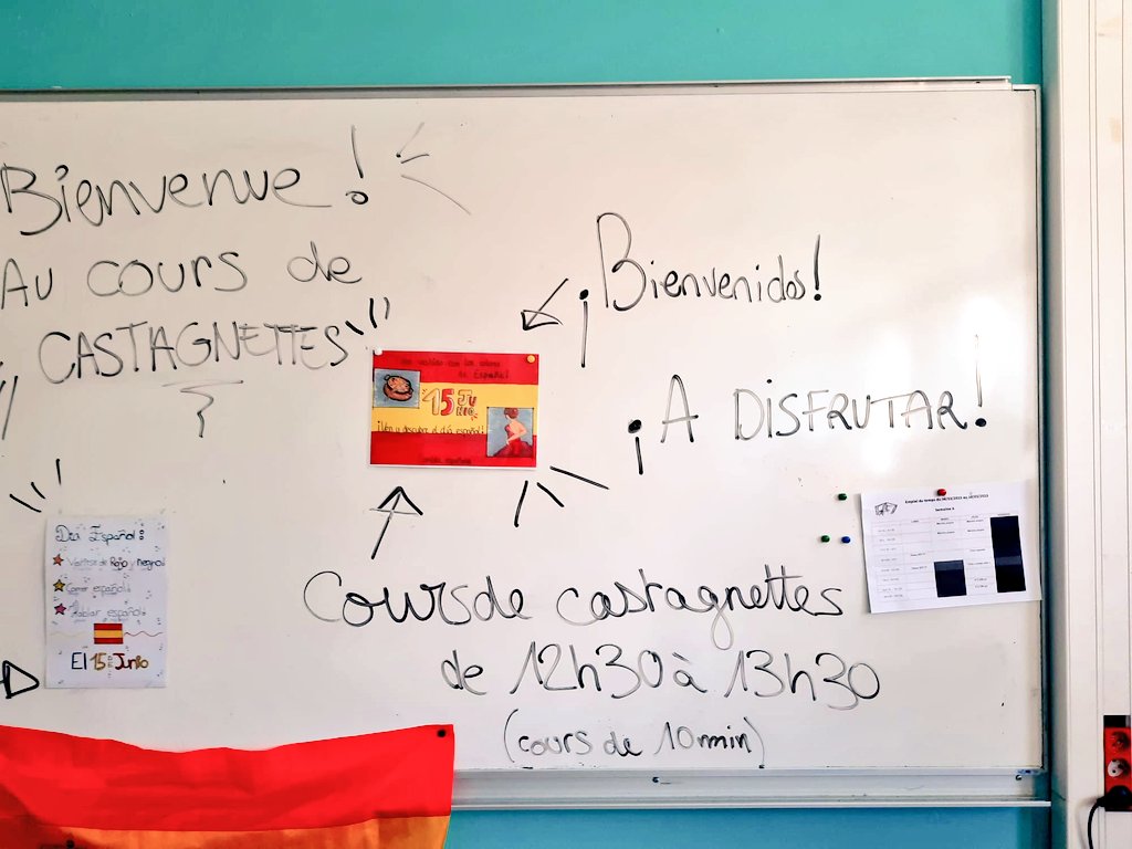 🔴🟡Journée espagnole 🇪🇸
Des 🚸 et des personnels qui s'habillent 🔴🟡💃🏽, des jeux, des expos, des ateliers de découverte, un repas 🥘... et un grand ☀ 
🙏 aux 🚸 de #LCE_ESPAGNOL pour cette organisation 🎊
