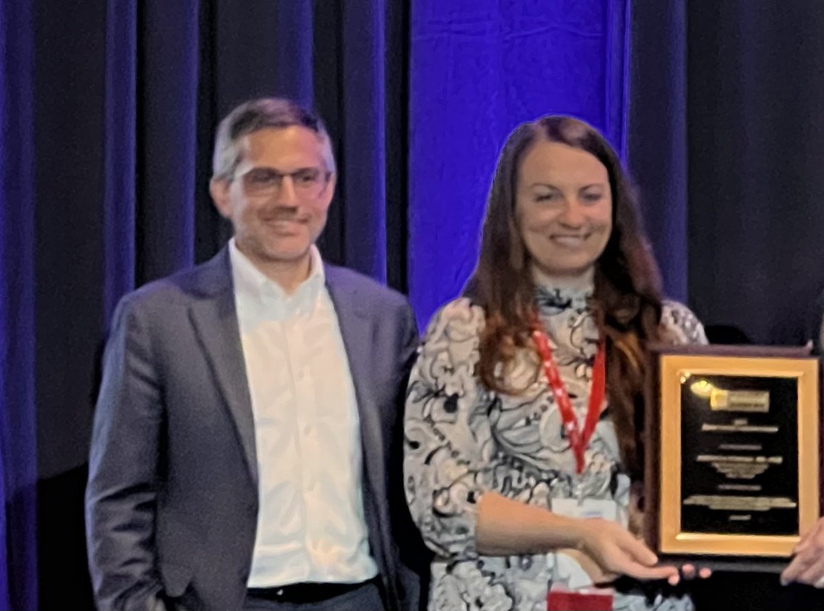 Very proud of Katherine Podraza, MD, PhD, UCLA residency and UCLA Goldberg Migraine fellowship alum who received the Early Career Lecture award from the American Headache Society today!