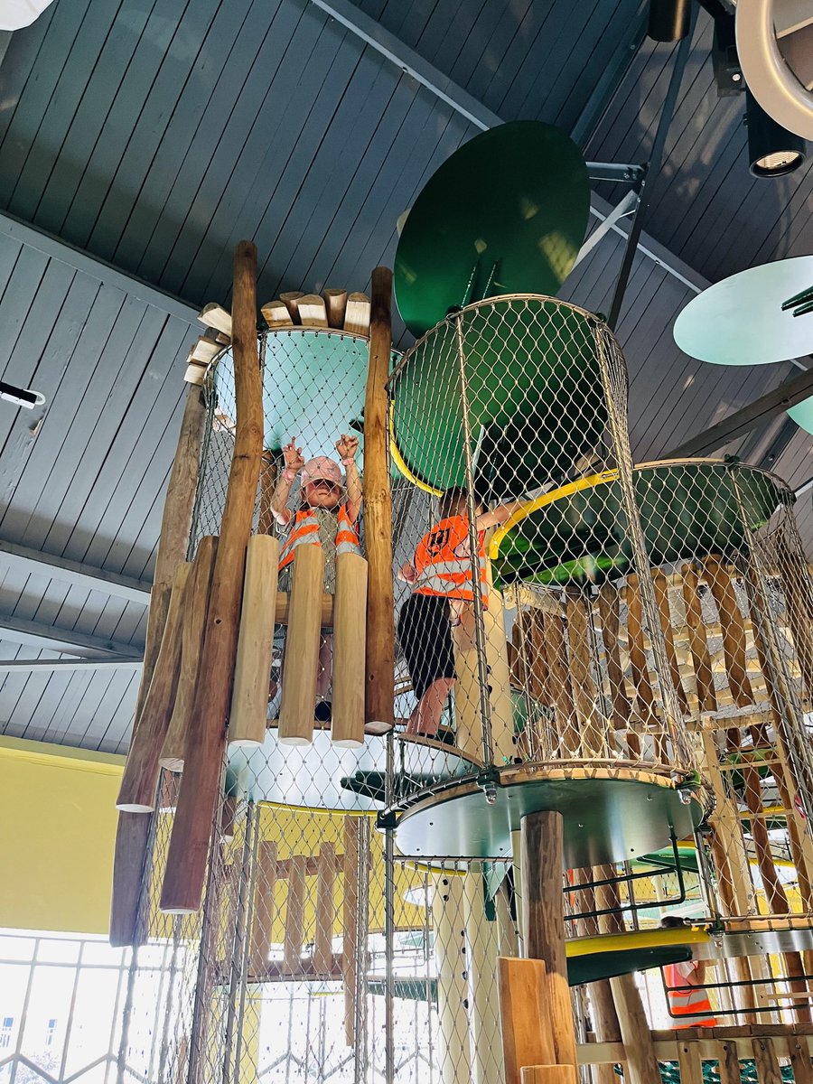 sjvblackpool's tweet photo. Time for a Tree climbing adventure  🌳🪵 #SJVRDH https://t.co/AdobMMk9K3
