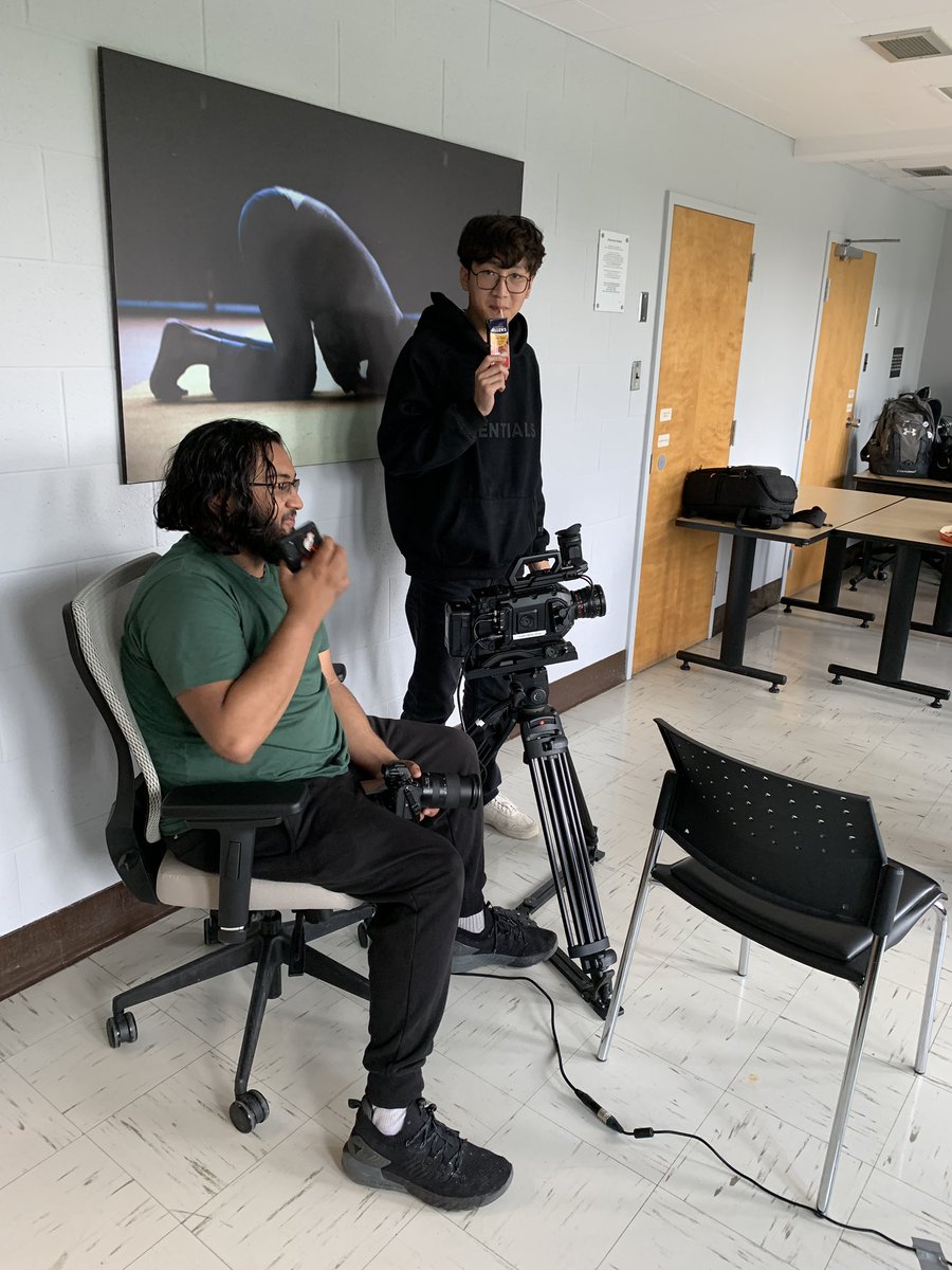 Peace Love Unicorns & Communism tweet media