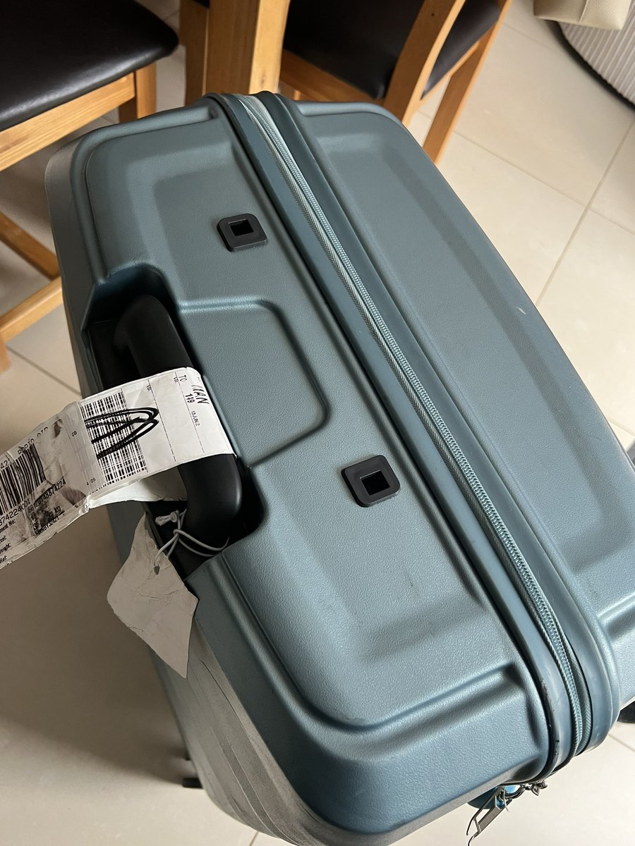 nolanorroberts's tweet photo. @TUIUK had an amazing holiday (despite double flight delays) but finally just got my suitcase delivered after it didn’t come home and it’s been purposely broken into - why would that happen? https://t.co/rNUsAEKbTf