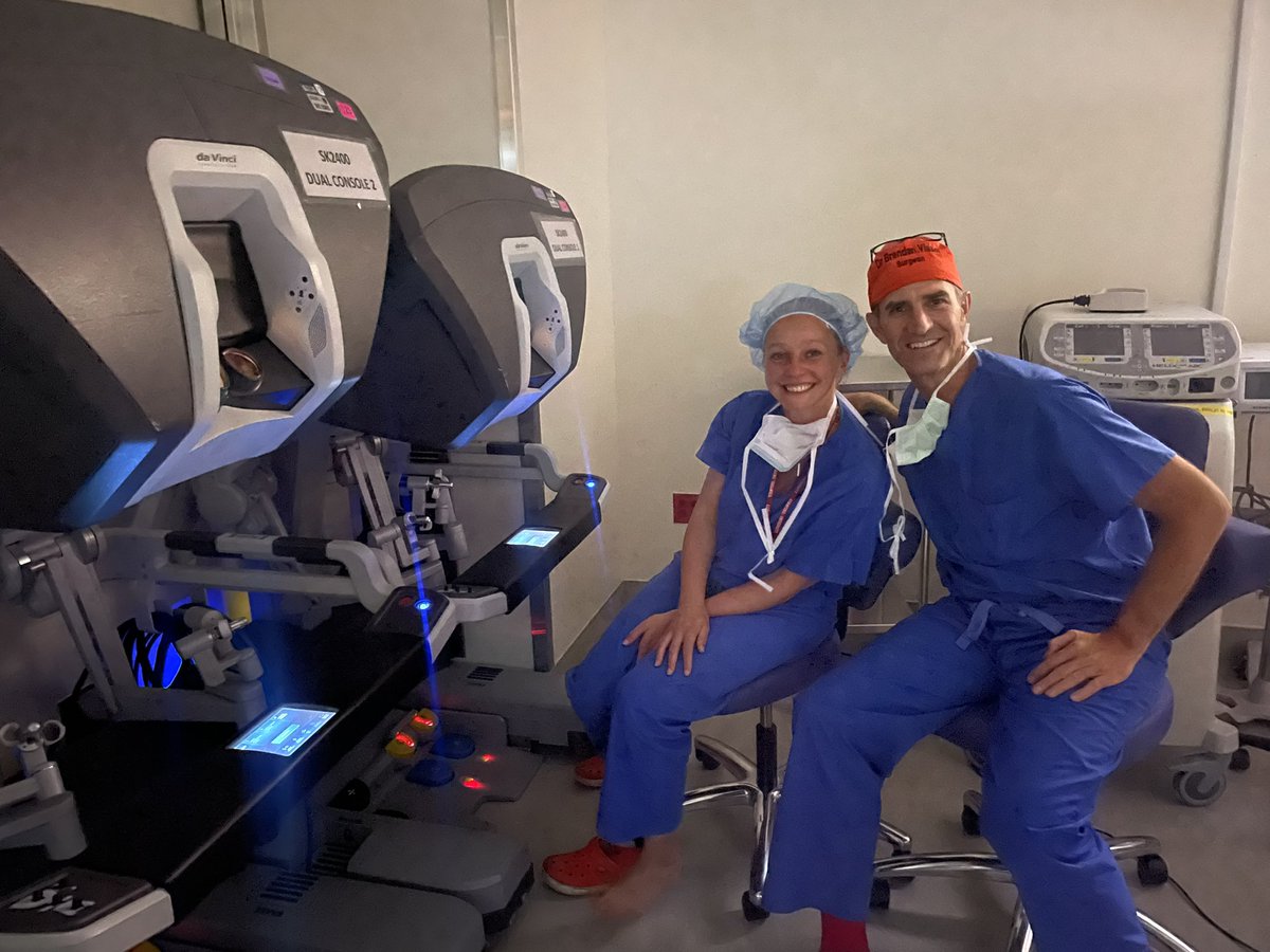 Jonathan DeLong, MD (@jcdelo) on Twitter photo More collaboration between <a href="/StanfordSurgery/">Stanford Surgery</a> #HPB and <a href="/StanfordAbdTxp/">StanfordAbdTxp</a> with @BVisserMD taking txplant staff <a href="/KirchnerVaria/">Varia Kirchner</a> through a robotic distal panc! 🤝 More collaboration between <a href="/StanfordSurgery/">Stanford Surgery</a> #HPB and <a href="/StanfordAbdTxp/">StanfordAbdTxp</a> with @BVisserMD taking txplant staff <a href="/KirchnerVaria/">Varia Kirchner</a> through a robotic distal panc! 🤝
