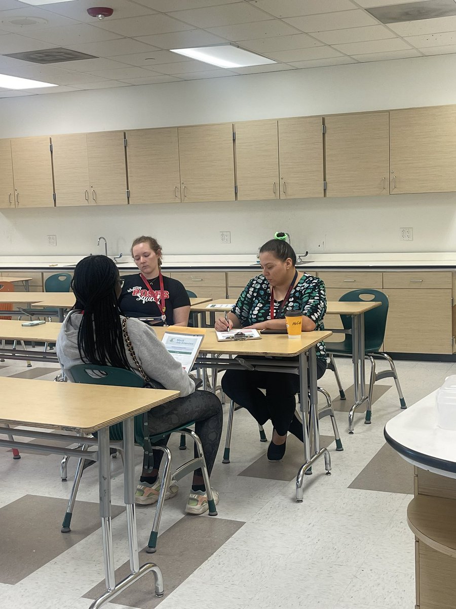 MsJDavisHTX's tweet photo. Day 4 of CCMR Summer Enrichment Camp @WhoAreWe_SGA is mock interview day! Our Lions did AMAZING! A huge thanks to @Alva1Rena our Wraparound Specialist, Ms. Longstaff our CIS Specialist, @CounselorMuraya and @MrsTReyes our SGA Counselors for interviewing our Lions
@HISD_ProjectEx https://t.co/TeXXTR3WpC
