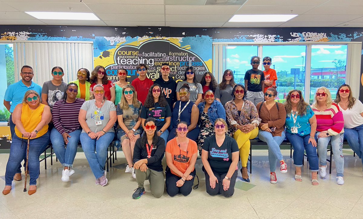 LionsGoldenrod's tweet photo. Today we had a magnificent day, where we synergized with our adult, family, and student Lighthouse team! Talk about feeling recharged, re-energized, and ready to soar into greatness!! #CSUSAproud #soartogreatness #growwithgold https://t.co/aNlkbA96eB