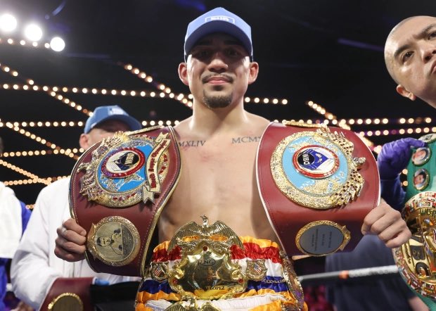 Teofimo Lopez tweet media