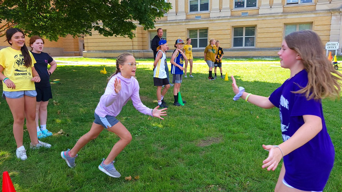 LeRoy_CSD's tweet image. In celebration of the Pillars of Character for the year, @LeRoyWSS Character Day/#FieldDays 

Trustworthiness 
Respect
Responsibility 
Fairness
Caring
Citizenship