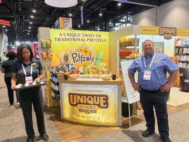 The Unique Snacks team had a blast at the @SWEETSandSNACKS Expo, the largest candy and snack trade event in North America! 

#UniqueSnacks #GetUnique #SweetsAndSnacksExpo2023 #SweetsAndSnacks