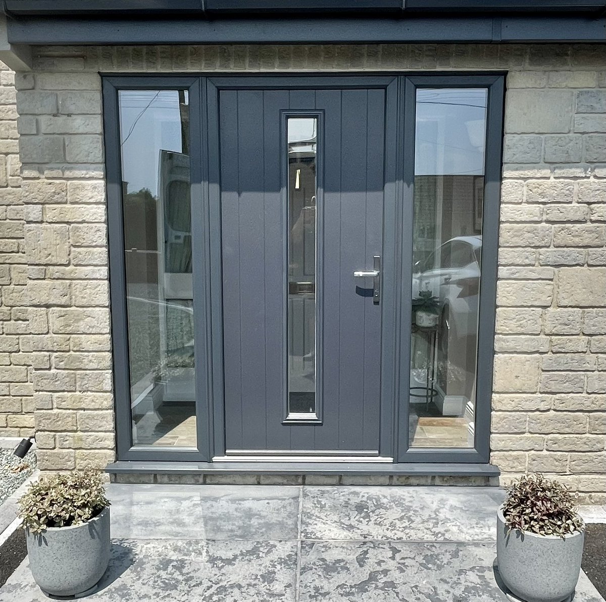 Mark Robbins Ltd tweet media