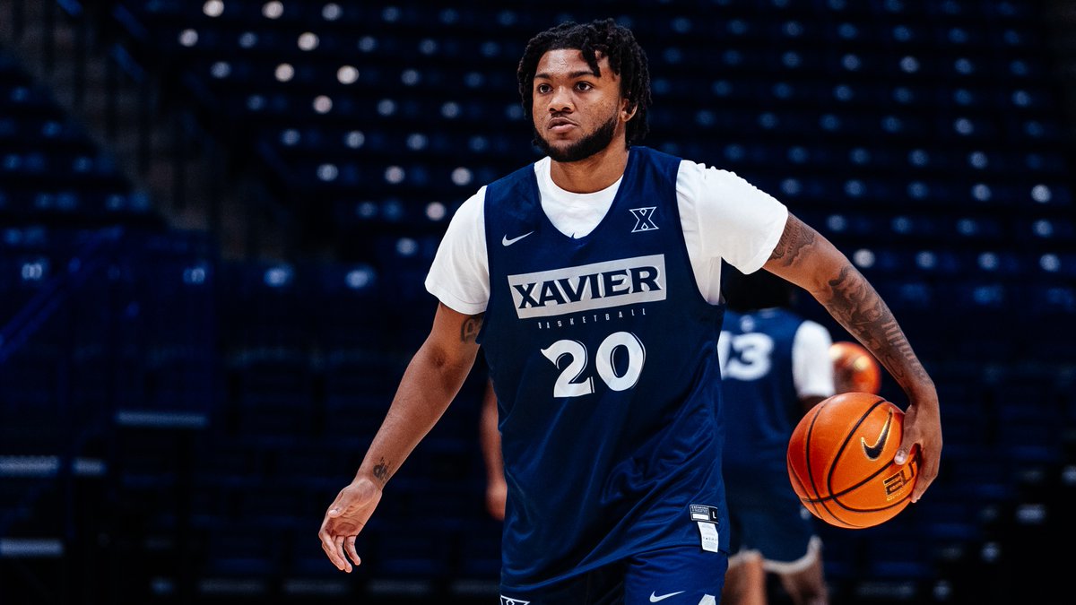 𝗪𝗲𝗹𝗰𝗼𝗺𝗲 𝘁𝗼 𝘁𝗵𝗲 𝗫𝗮𝘃𝗶𝗲𝗿 𝗳𝗮𝗺𝗶𝗹𝘆 ⚔️

@dayvionnn20 
#LetsGoX