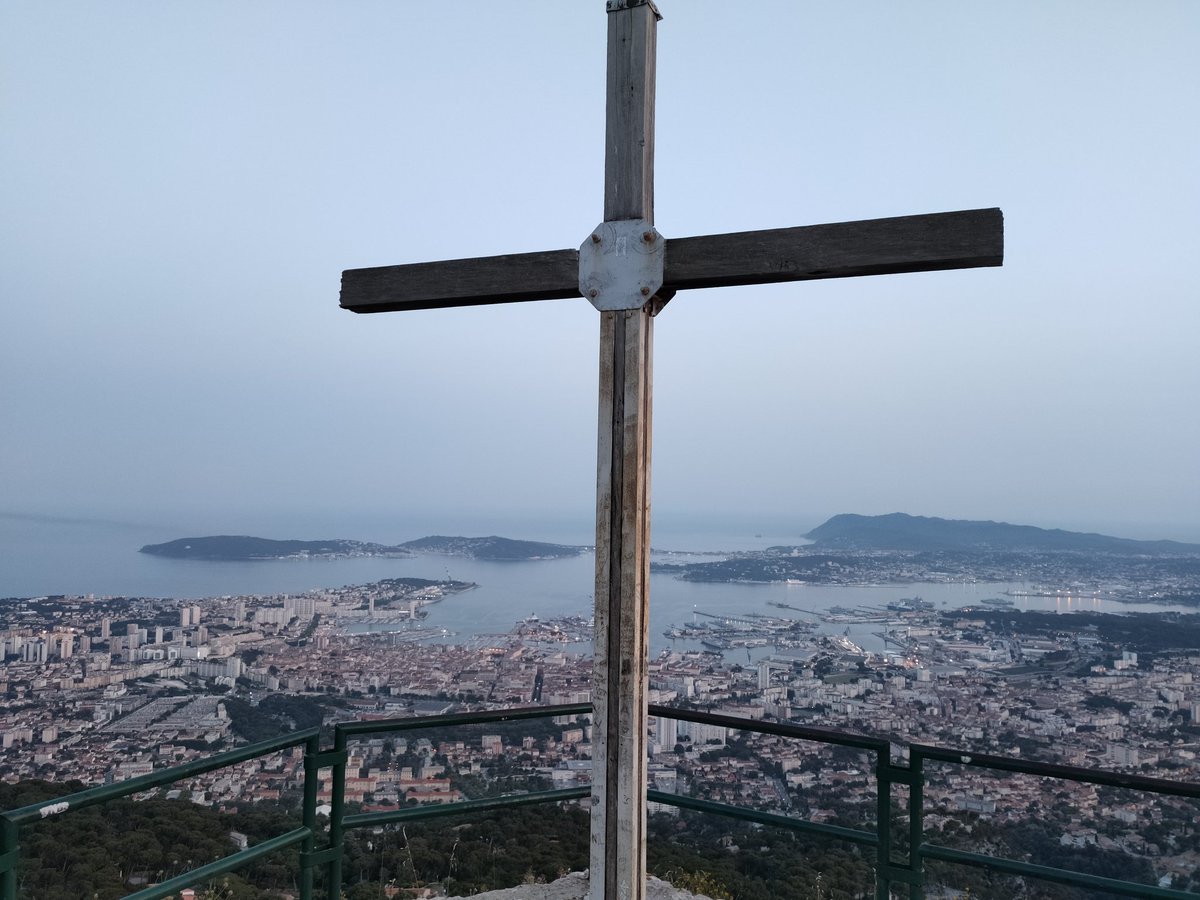 baulaugnaise tweet media