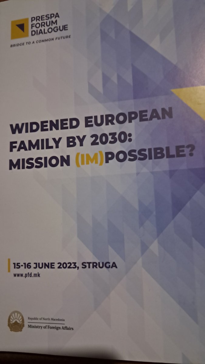 luk_macek's tweet photo. Réflexion rapide inspirée par le slogan et les débats de @PrespaForum. Une UE à 35 États en 2030, c'est sans doute "mission impossible". Mais l'UE peut et doit se doter rapidement d'un "Agenda 2030" qui rendrait une Union à 35 viable sur le plan institutionnel et budgétaire.
1/3 https://t.co/Ql9iQdOQQE