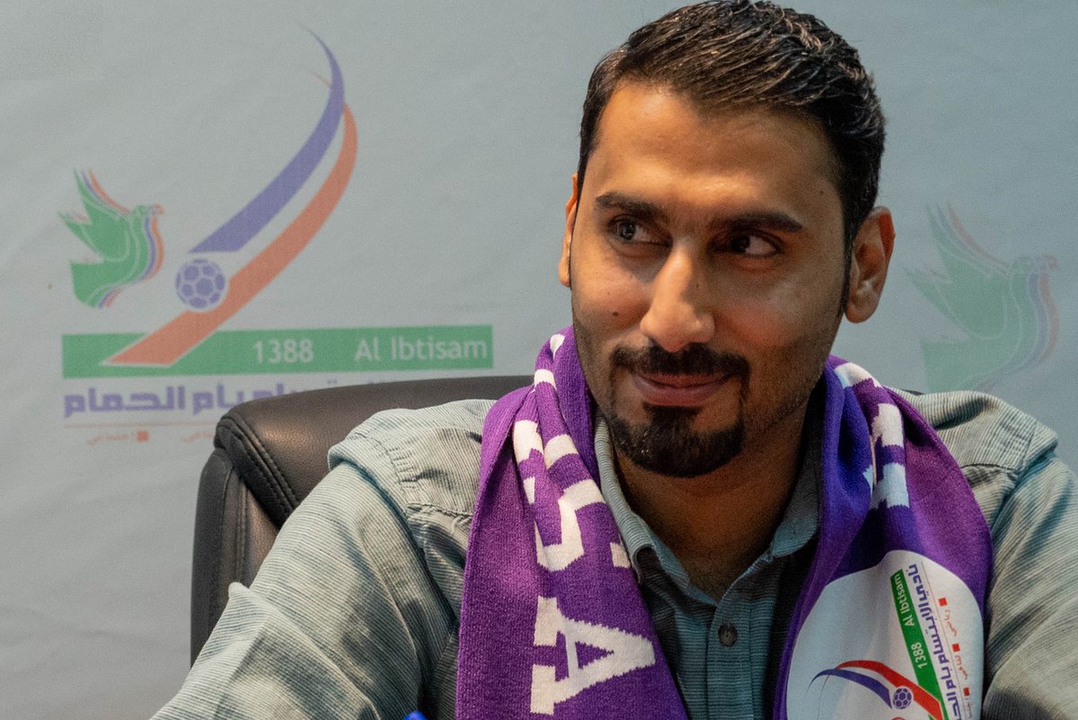 🏐👏🏼

المحفوظ و السهو في تمثيل طائرة الابتسام

بحضور أمين سر النادي و المشرف العام على لعبة كرة الطائرة الأستاذ أحمد بن خالد رضوان ، تمت مراسم التوقيع الرسمي لانضمام اللاعبين

علي المحفوظ - مركز 4
برير سهو - ليبرو

لتمثيل الفريق الاول لكرة الطائرة بنادي الابتسام خلال الموسم