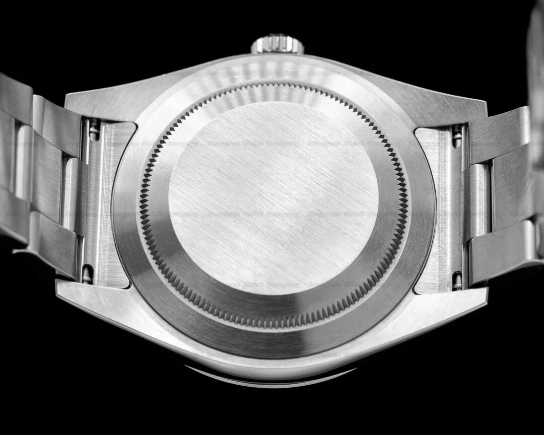 EuropeanWatchCo's tweet photo. Rolex Explorer I 39MM Mark 2 dial. https://t.co/6O0YcyKzNQ 

#Rolex
#ExplorerI                                                                            
#Horology
#Rolex214270 https://t.co/7PuhrE0mrJ