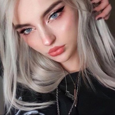 silinCeline's tweet photo. #صورة_جديدة_للملف_الشخصي https://t.co/dmCVzQjUJN