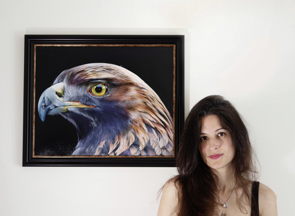 bittersweet feeling to say to goodbye to my “Golden Eagle” but also very proud! 🥰

and next week i have to say to goodbye to my snow leopard couple too! 🥲
#goldeneagle #eaglepainting