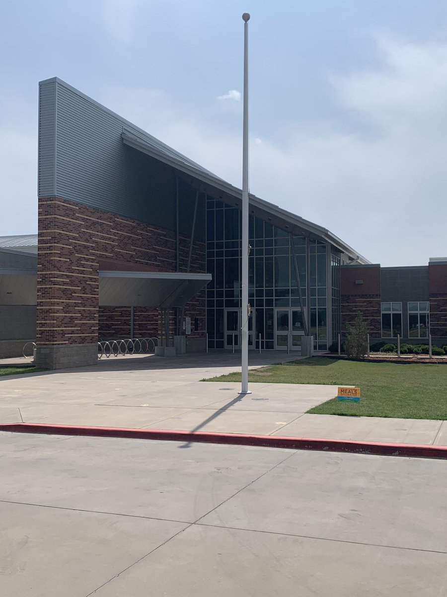 The Eccentric 🅰️dmin tweet media