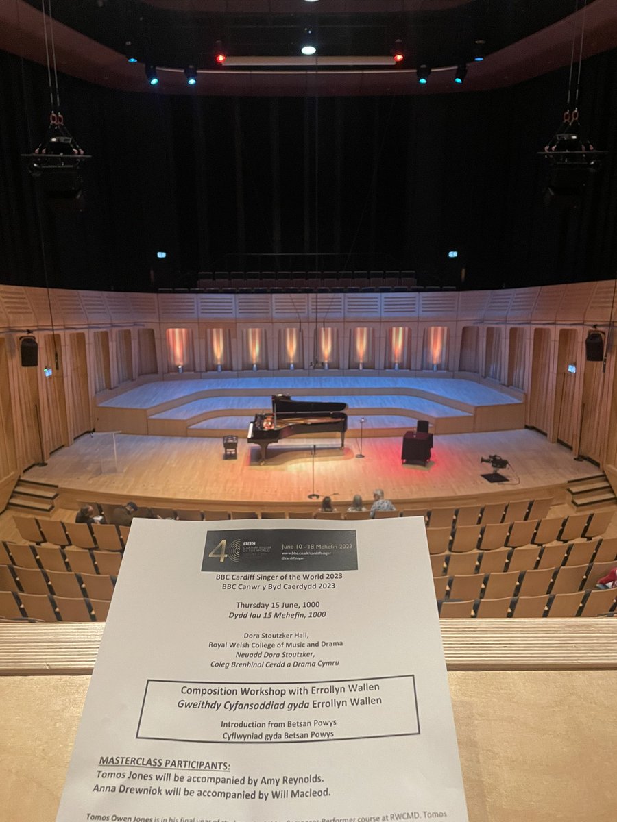 Lovely to be back in <a href="/RWCMD/">Royal Welsh College of Music & Drama</a> today for a fascinating composition masterclass with <a href="/ErrollynWallen/">Errollyn Wallen</a> ✨<a href="/cardiffsinger/">BBC Cardiff Singer of the World</a> 

Congratulations to the composers involved for your beautiful songs! 🎶