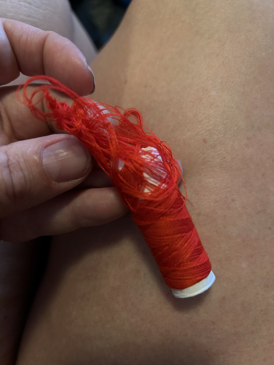 MFilter01's tweet photo. Ben echt even de draad kwijt.. 🧵🪡 #derodedraad in dit geval https://t.co/RB70IdkHBl