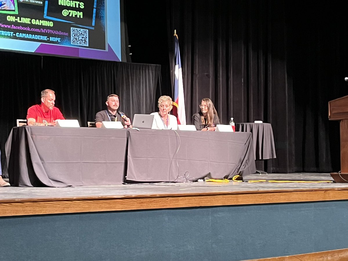 t_wepp's tweet photo. Awesome panels on using gaming to cope! Thank you all for being here! #TxSP23 https://t.co/HVCq6HeNm2