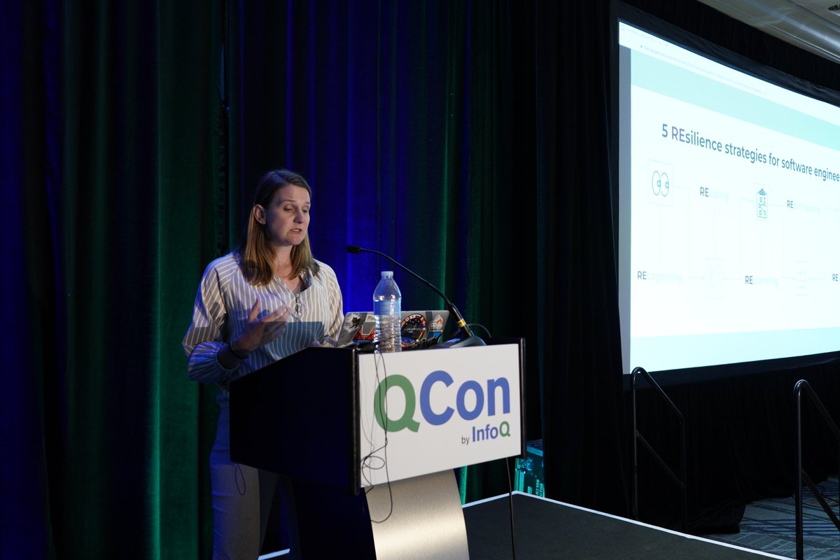 💡Dr. Laura Maguire, Cognitive Systems Engineer & Researcher, sharing 5 practical #resilience strategies - drawn from research on aiding human performance in complex, adaptive systems: rb.gy/rhxix #QConNY #SoftwareConference #SoftwareArchitecture #TechConference