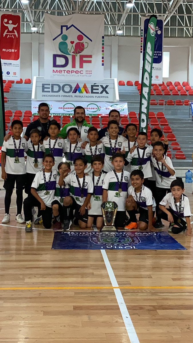 gpsmemin's tweet photo. Felicidades campeones en especial a mi niño Angel Jaziel Perez https://t.co/ScZkcoMqVr