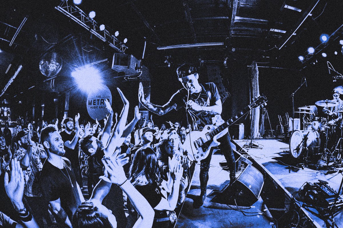 MAKEOUT (@makeoutofficial) on Twitter photo Tour w/ <a href="/EveryAvenue/">Every Avenue</a> and @SayWeCanFly starts back up tomorrow. Kicking it off in Tampa, FL Tour w/ <a href="/EveryAvenue/">Every Avenue</a> and @SayWeCanFly starts back up tomorrow. Kicking it off in Tampa, FL
