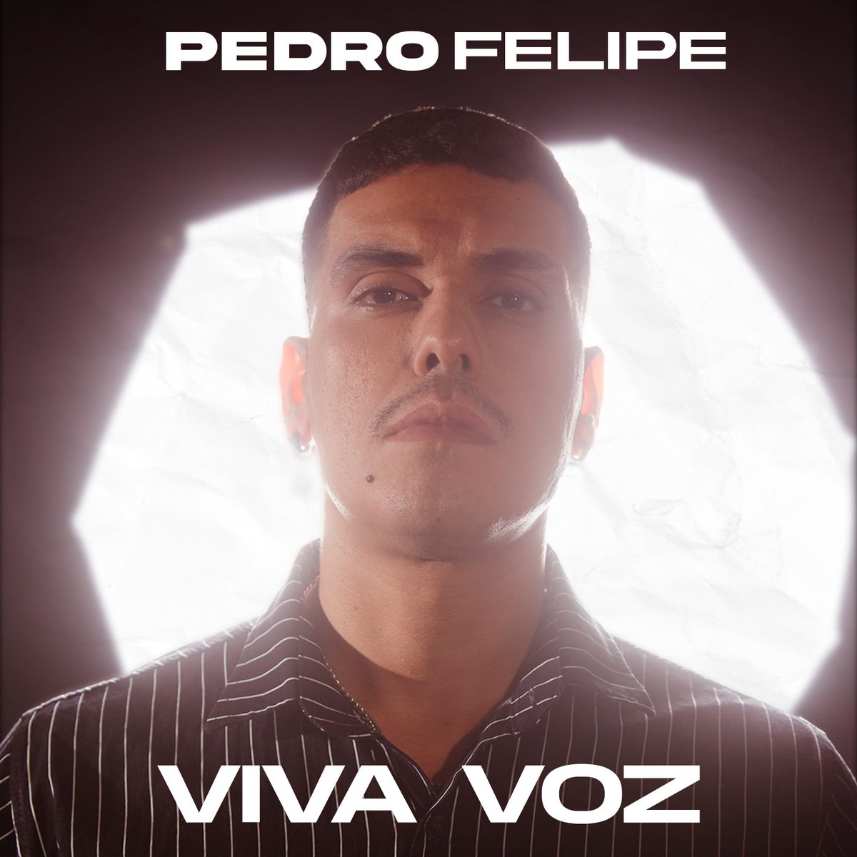 cantorpedrof's tweet photo. Corre lá na sua plataforma de música preferida pra ouvir meu som novo ❤️❤️🙏 https://t.co/GsNPrXuAHf