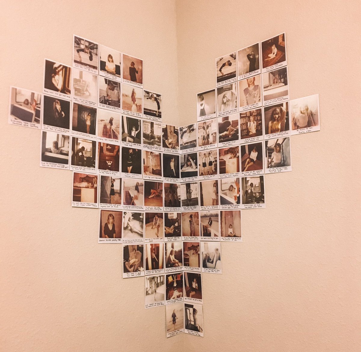 marleyharper's tweet photo. manifesting that 1989 (taylor’s version) comes with polaroids 🥹 https://t.co/6B3Caq0Mpy