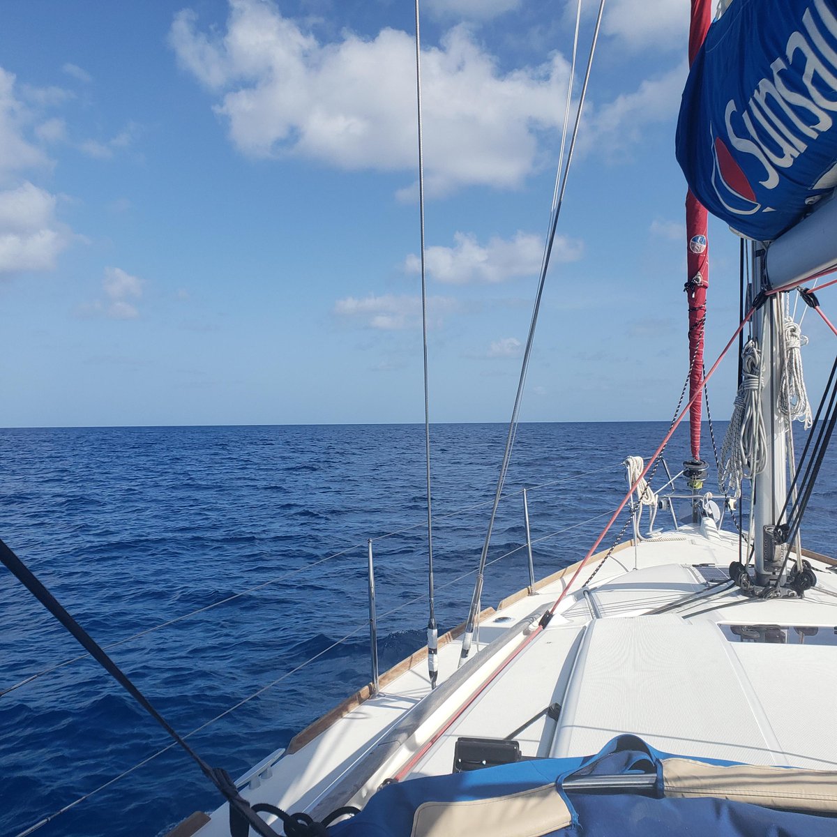 Endless adventures ⛵️

📸 Edward P.
#sailing #sailboat #bvi #sunsail