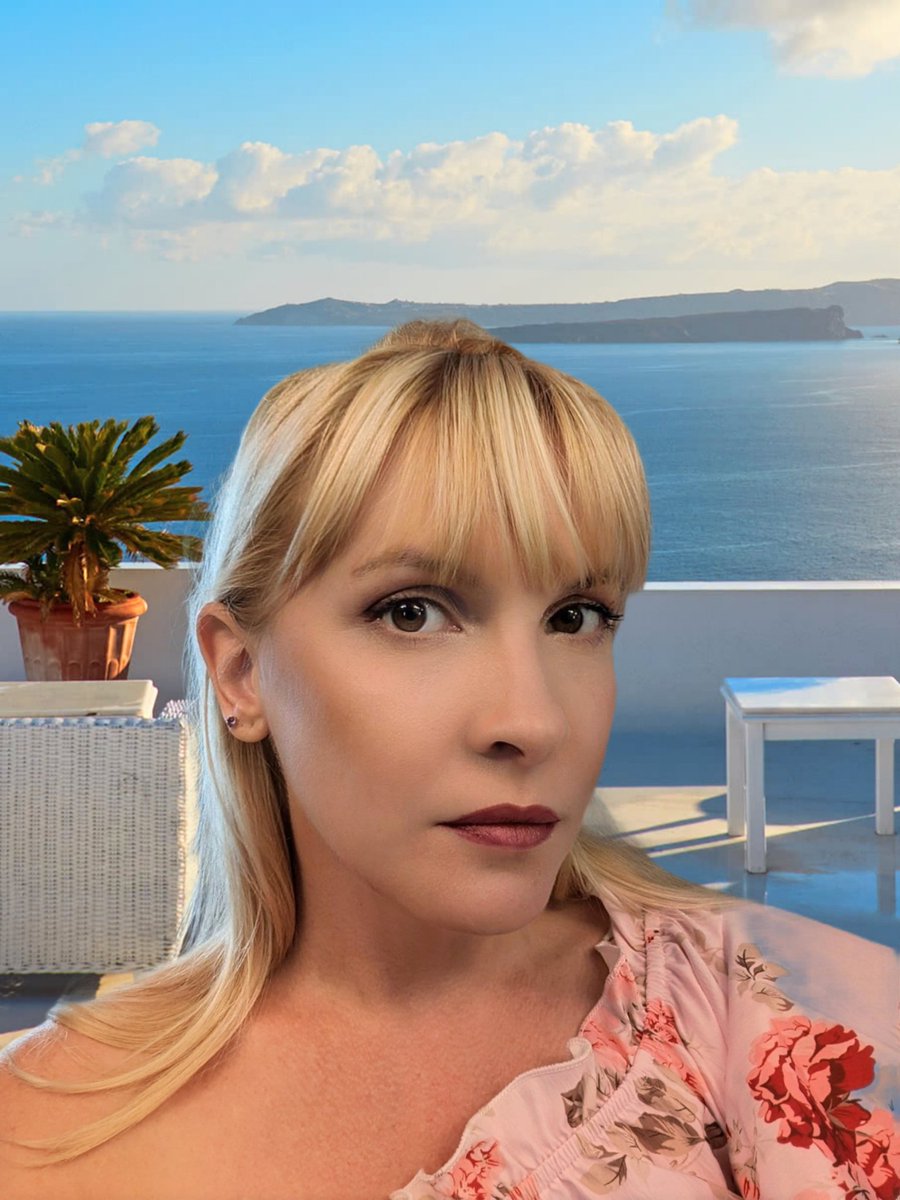 Lisabayeb's tweet image. #ThrowbackThursday 
#highvibrations
#posativevibrations
Dream it imagine it like your already living it