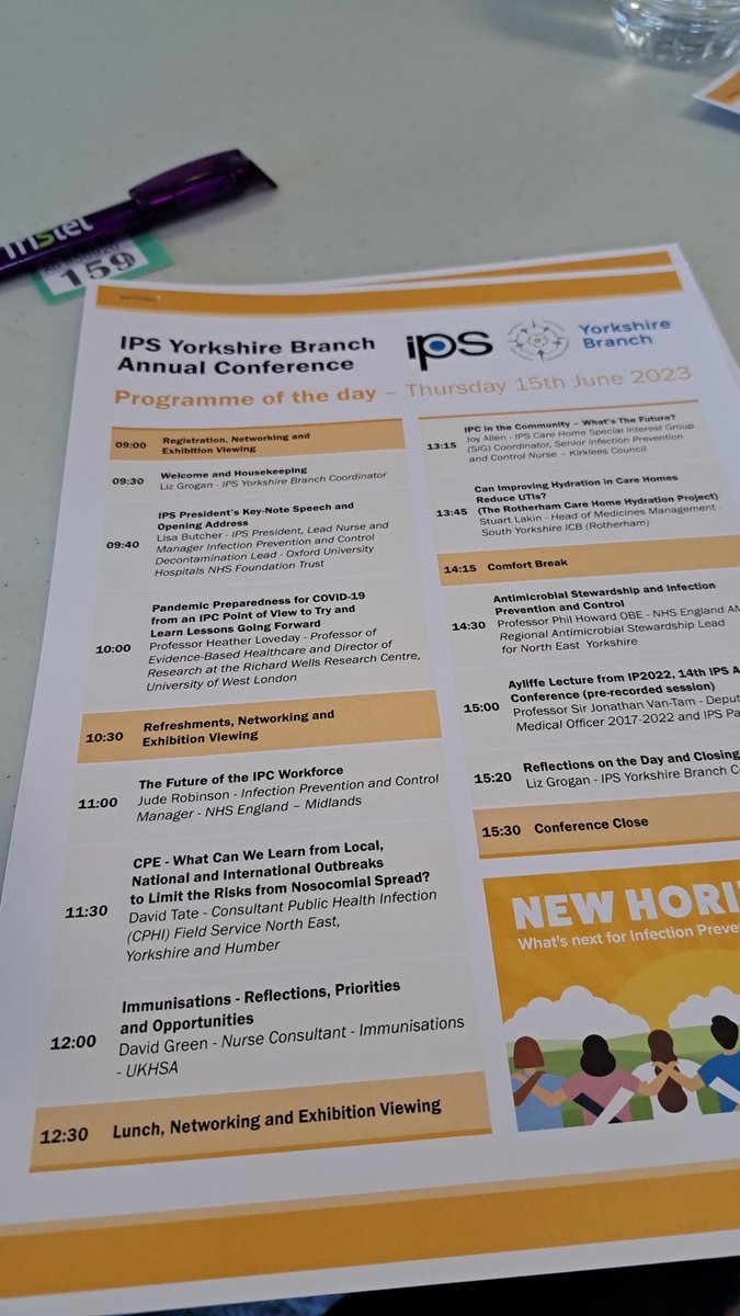 Laura Thompson tweet media